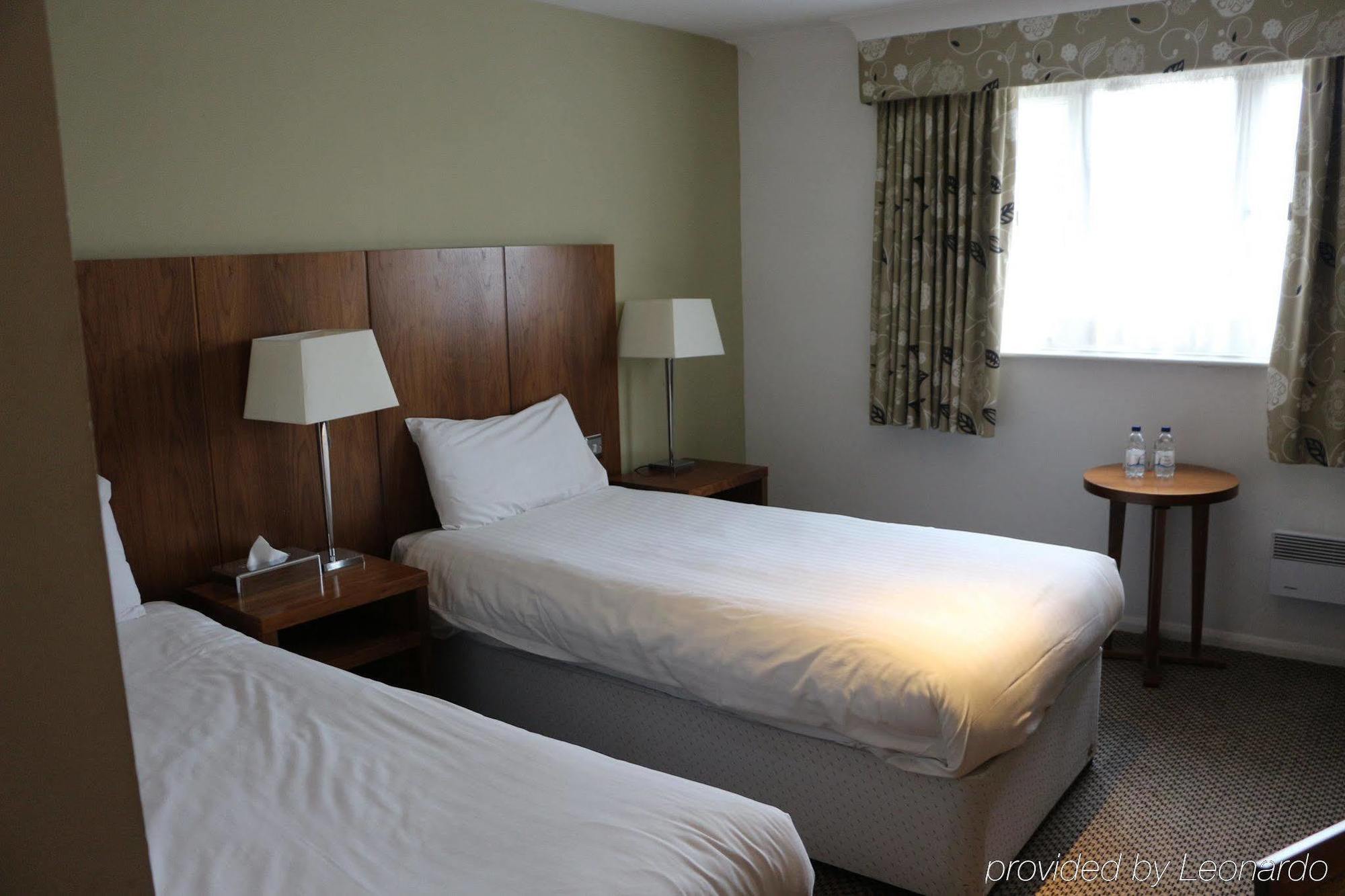 The Waterfront Hotel Spa & Golf Saint Neots Exteriör bild