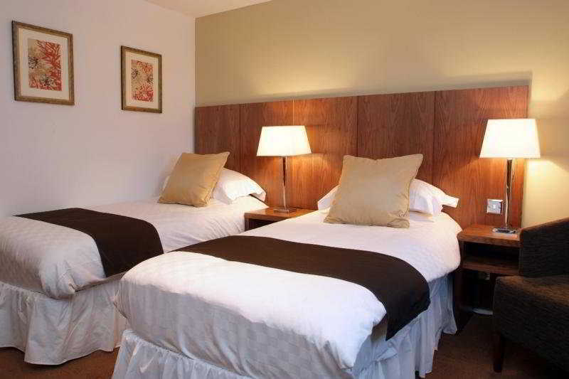 The Waterfront Hotel Spa & Golf Saint Neots Exteriör bild