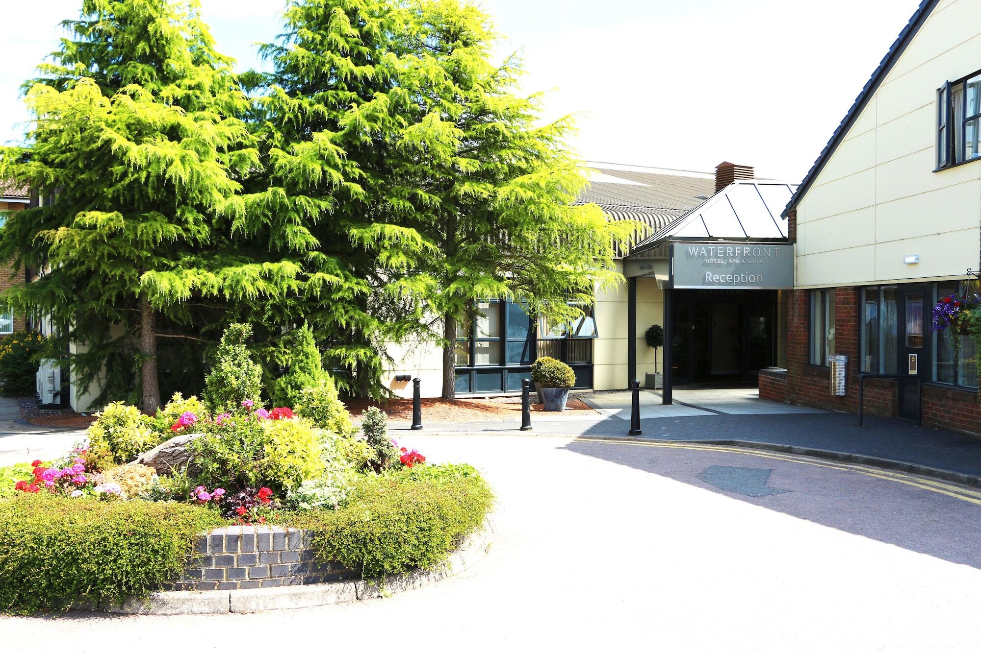 The Waterfront Hotel Spa & Golf Saint Neots Exteriör bild